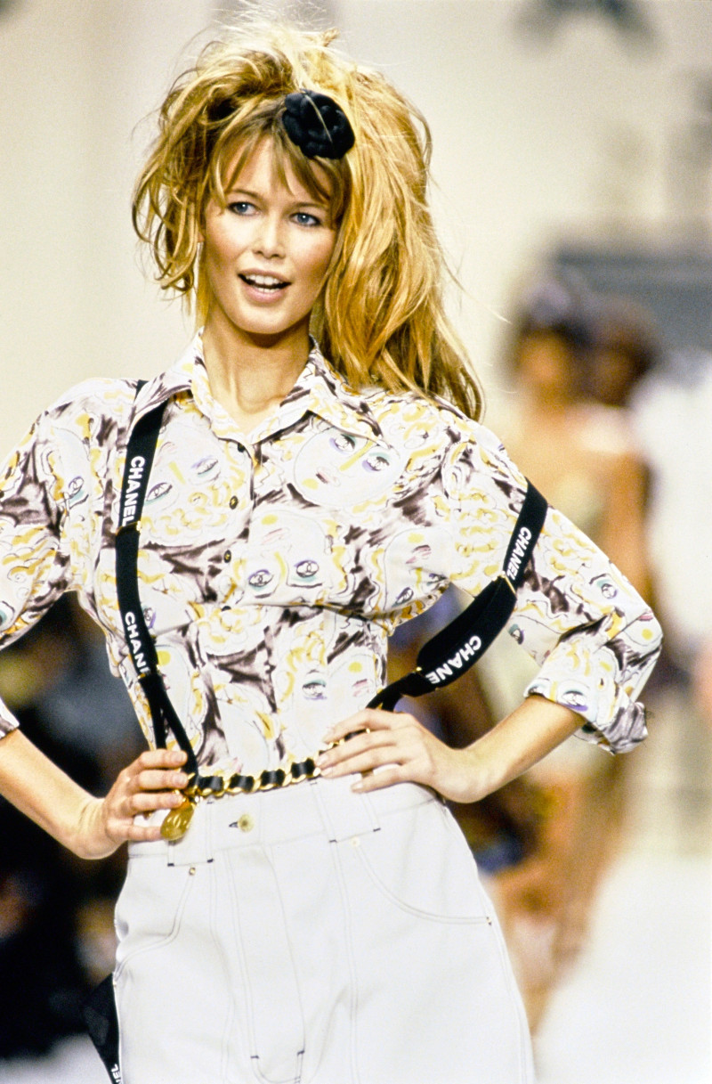 Claudia Schiffer featured in  the Chanel fashion show for Spring/Summer 1994