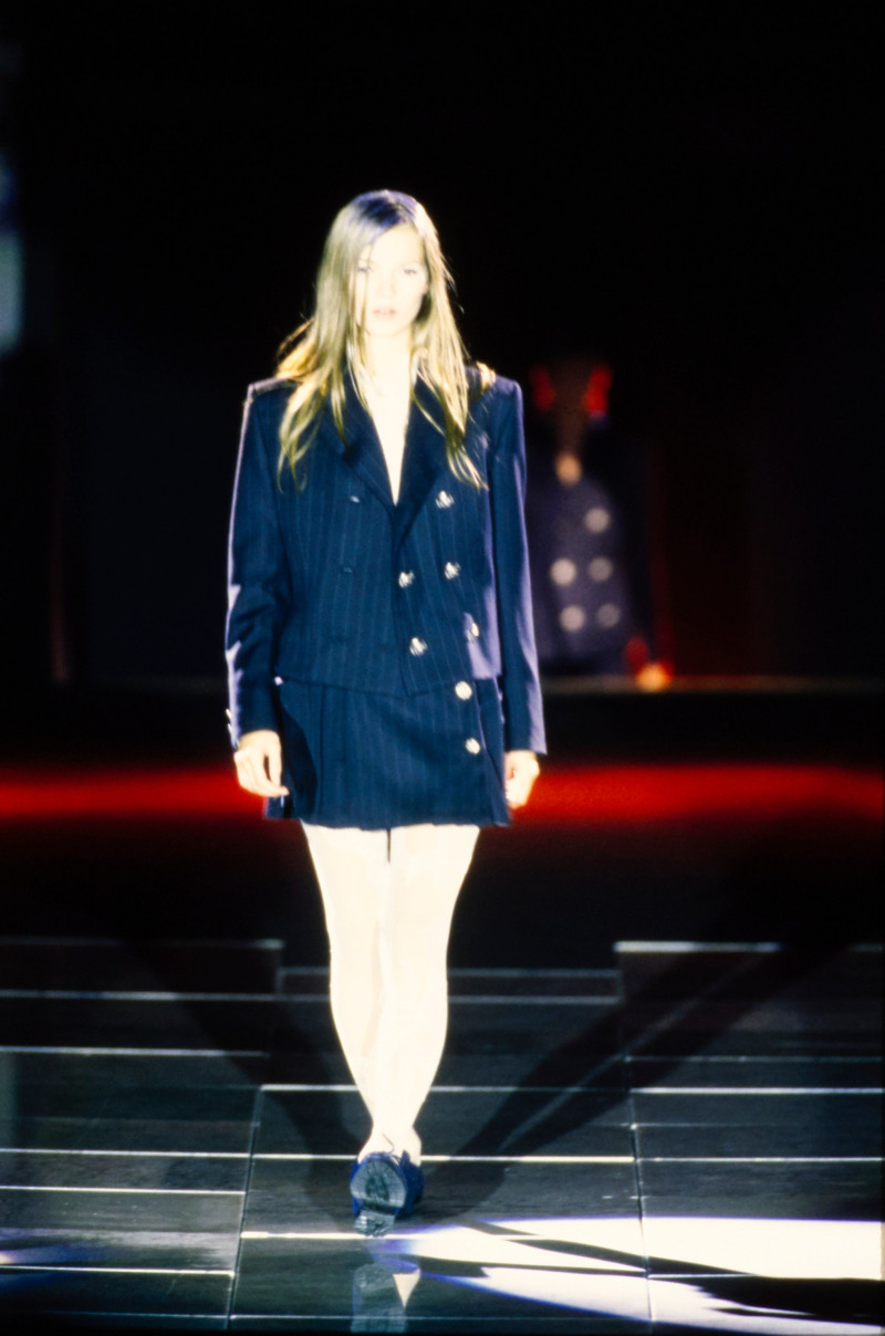 Versace fashion show for Spring/Summer 1994