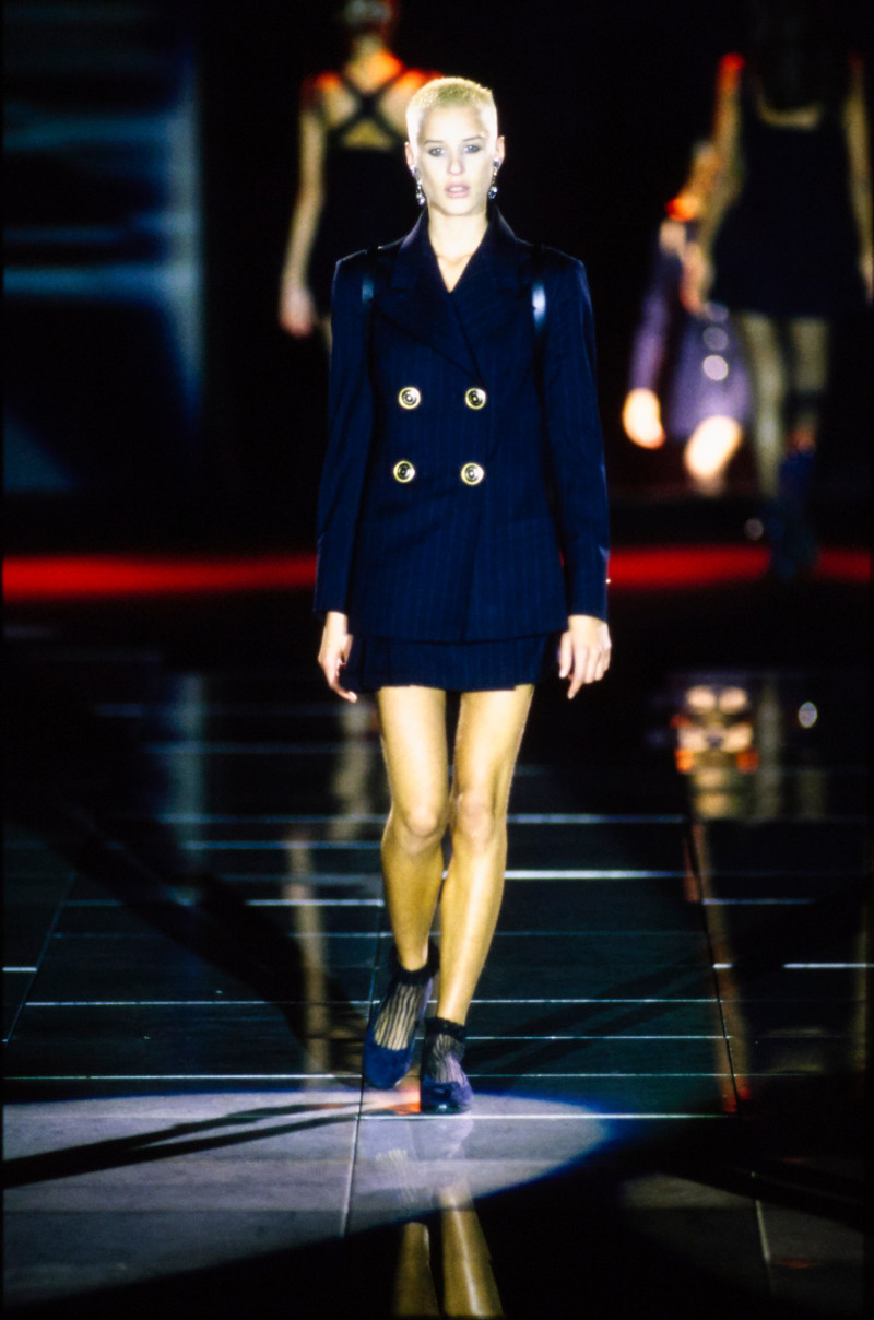 Versace fashion show for Spring/Summer 1994