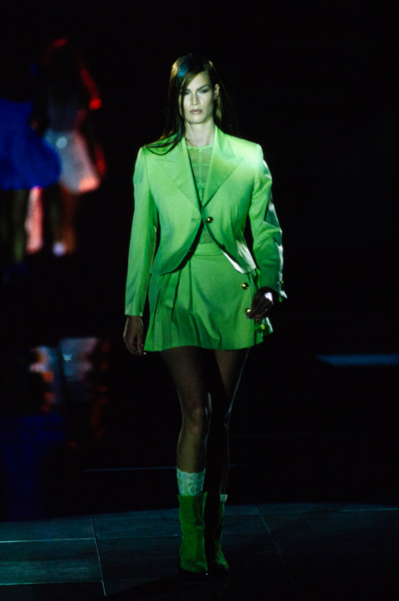 Versace fashion show for Spring/Summer 1994
