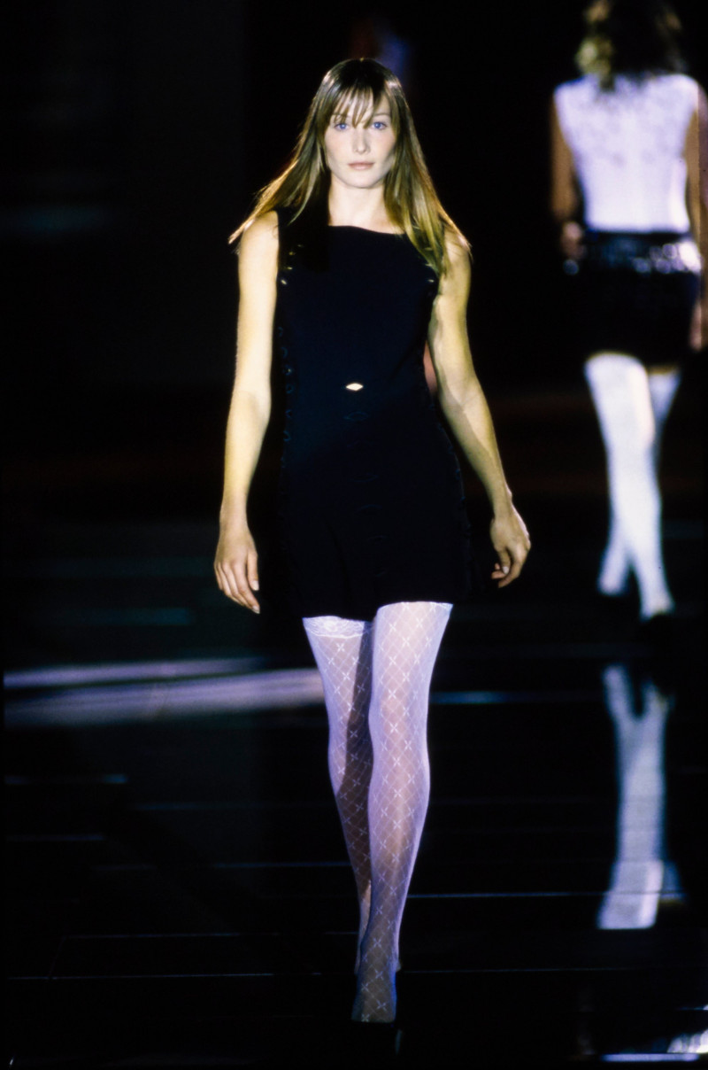 Versace fashion show for Spring/Summer 1994
