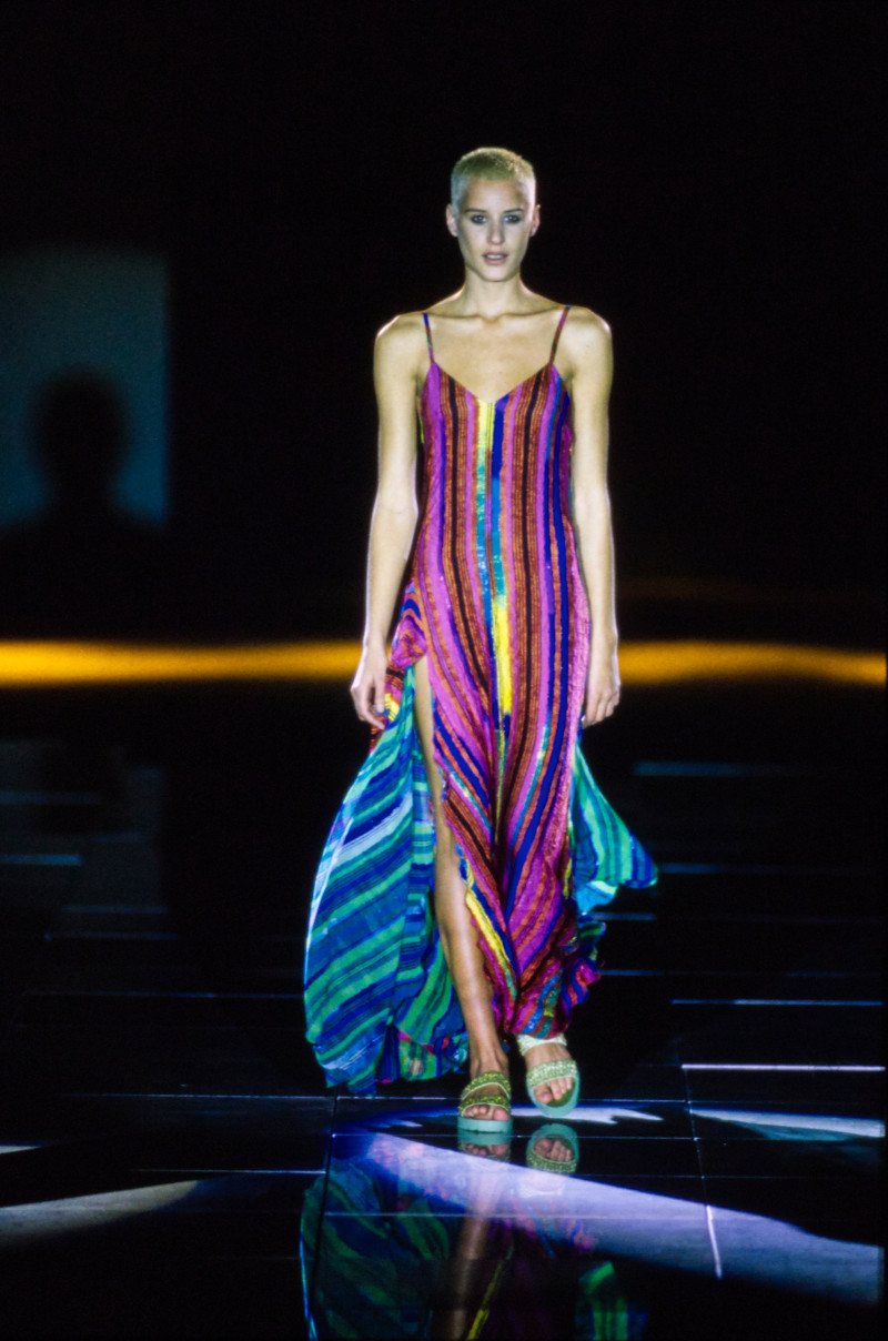 Versace fashion show for Spring/Summer 1994