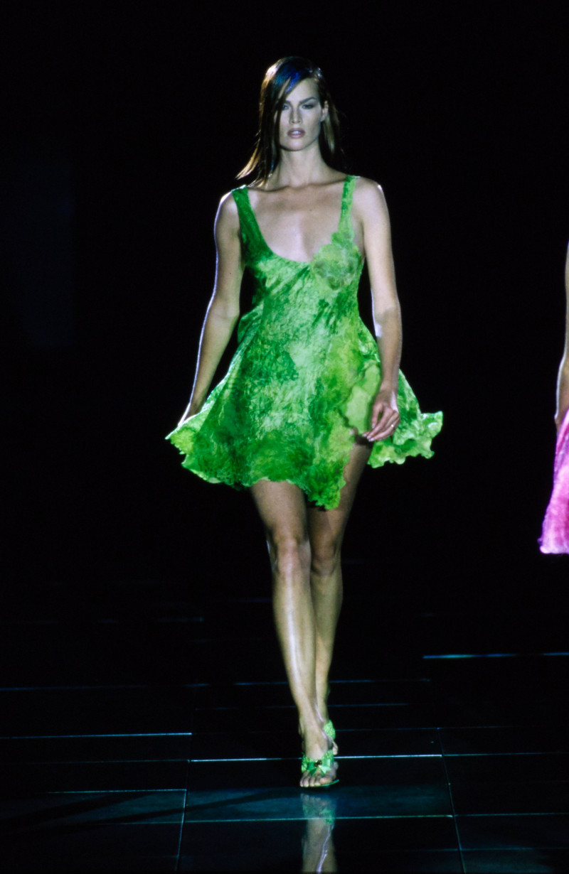 Versace fashion show for Spring/Summer 1994