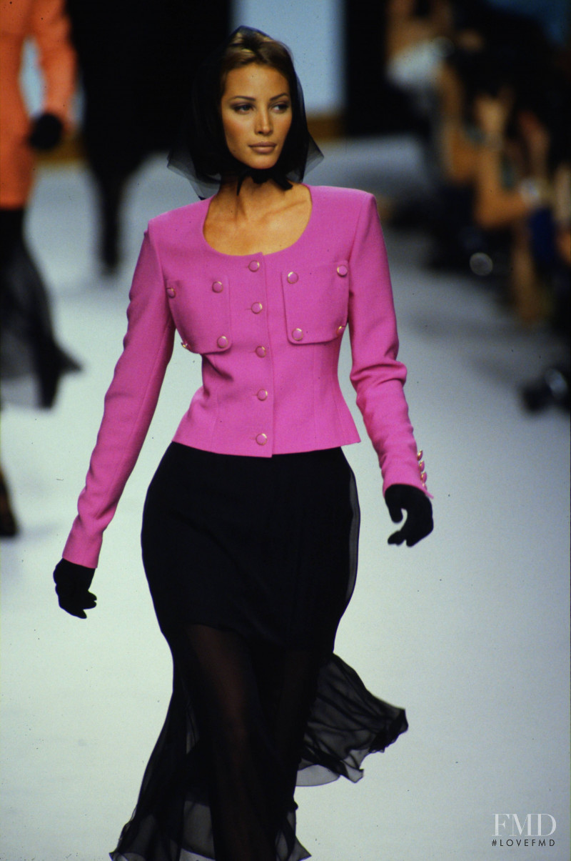 Christy Turlington featured in  the Karl Lagerfeld fashion show for Spring/Summer 1992