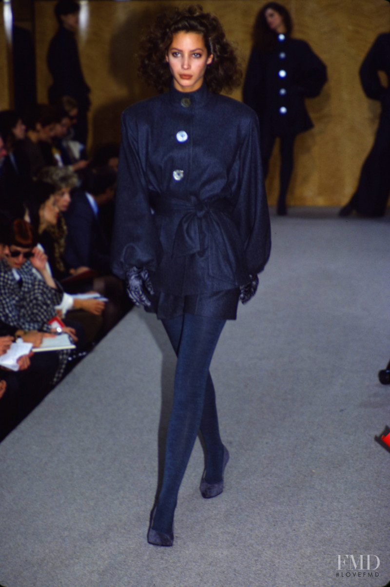 Christy Turlington featured in  the Perry Ellis fashion show for Autumn/Winter 1987