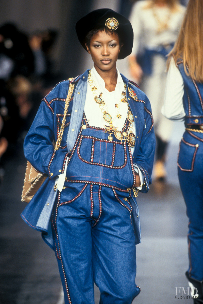 Naomi Campbell featured in  the Chanel fashion show for Autumn/Winter 1993