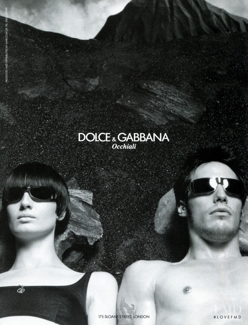Erin O%Connor featured in  the Dolce & Gabbana Mare advertisement for Spring/Summer 1998