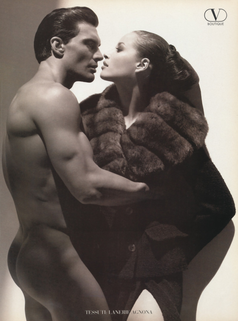 Christy Turlington featured in  the Valentino advertisement for Autumn/Winter 1995