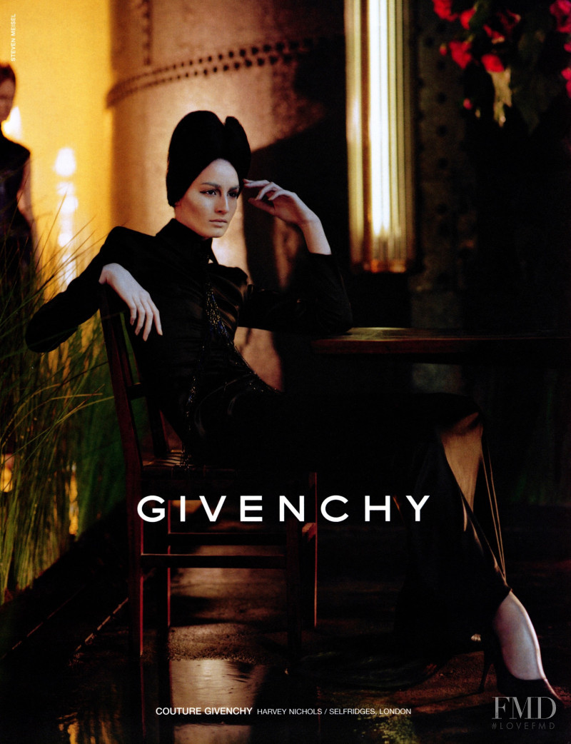 Erin O%Connor featured in  the Givenchy advertisement for Autumn/Winter 1998
