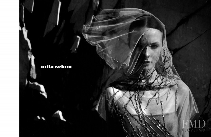 Mila Schön advertisement for Spring/Summer 1999