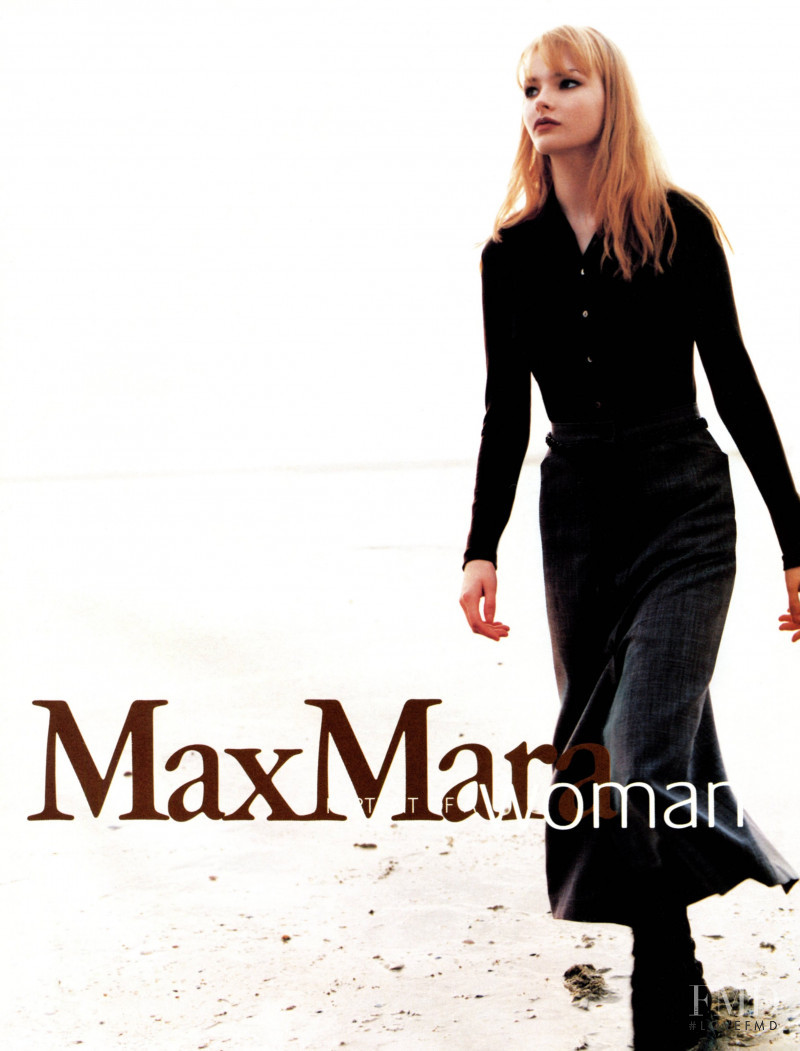 Carolyn Park-Chapman featured in  the Max Mara advertisement for Autumn/Winter 1996