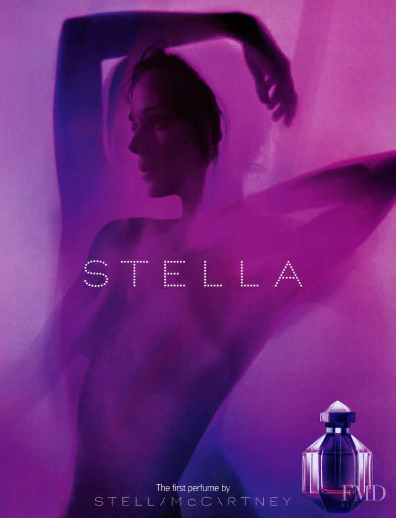 Stella McCartney Stella Fragrance advertisement for Autumn/Winter 2003