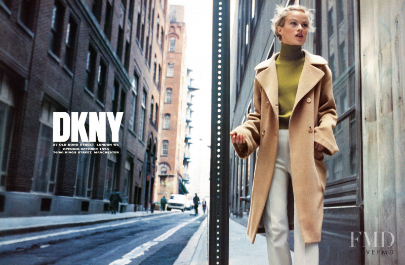 Carolyn Murphy featured in  the DKNY advertisement for Autumn/Winter 1996