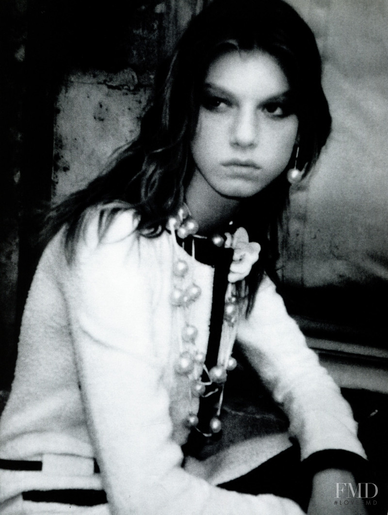 Angela Lindvall featured in  the Chanel advertisement for Autumn/Winter 2000