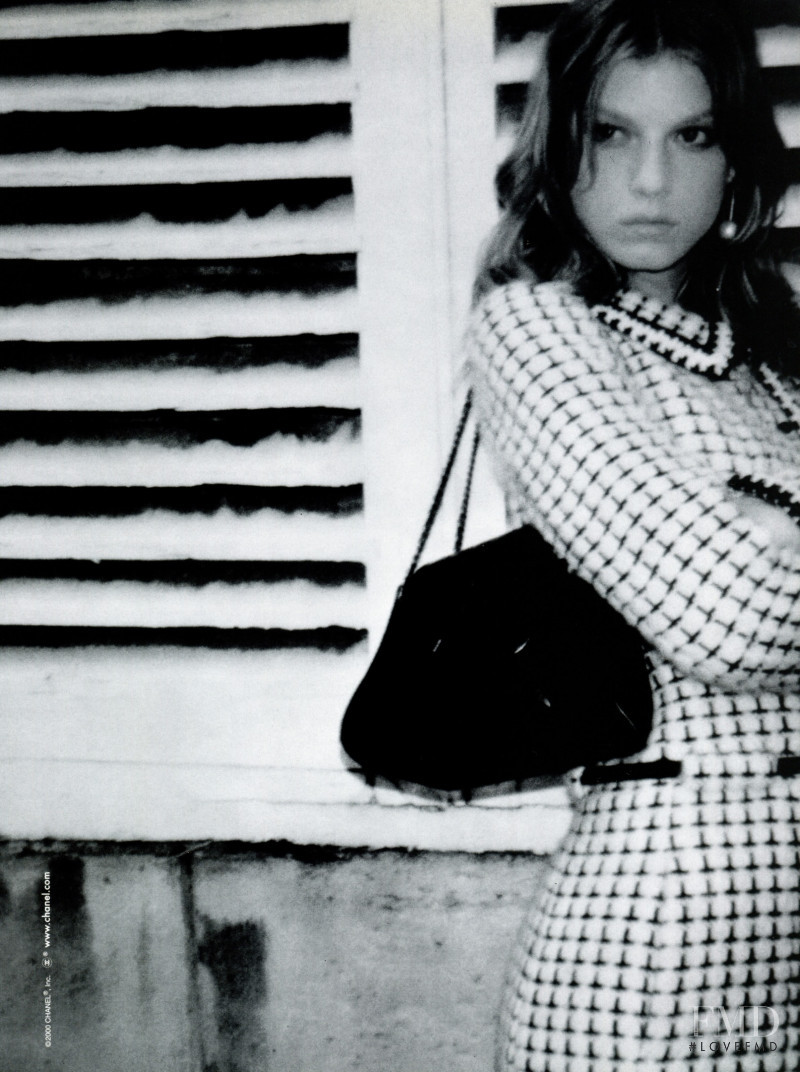 Angela Lindvall featured in  the Chanel advertisement for Autumn/Winter 2000
