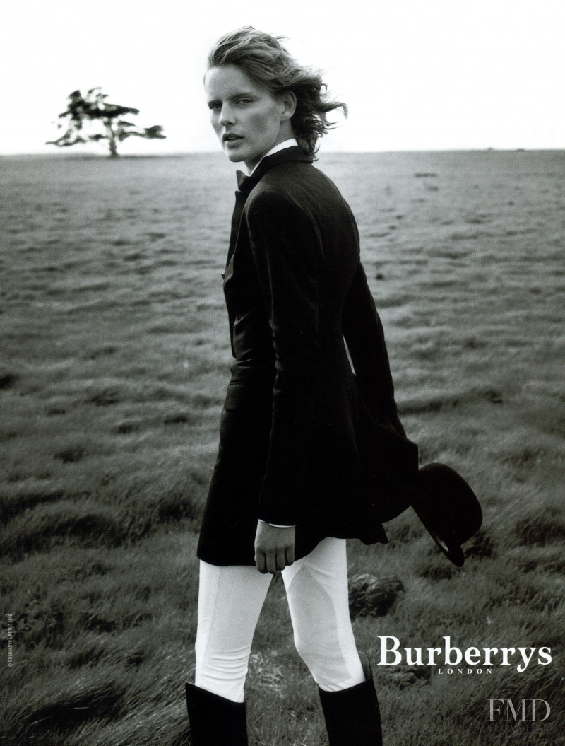 Stella Tennant featured in  the Burberry advertisement for Spring/Summer 1998