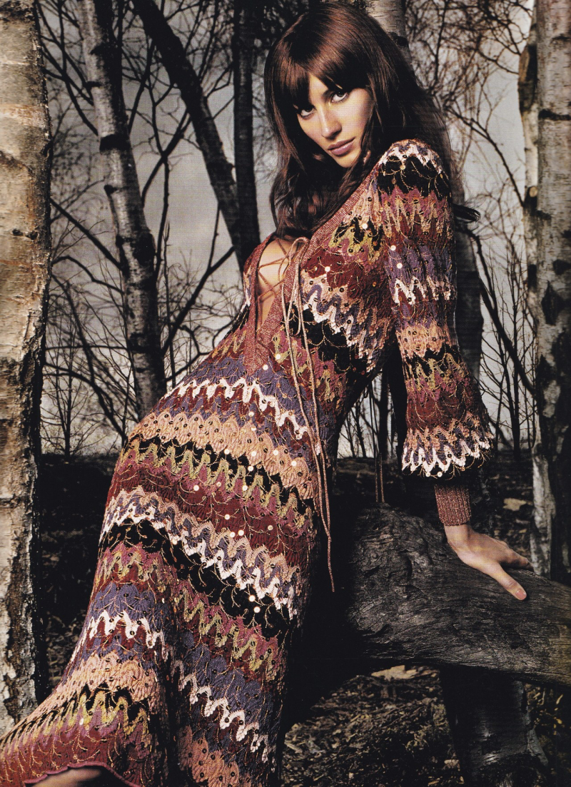 Gisele Bundchen featured in  the Missoni advertisement for Autumn/Winter 2002