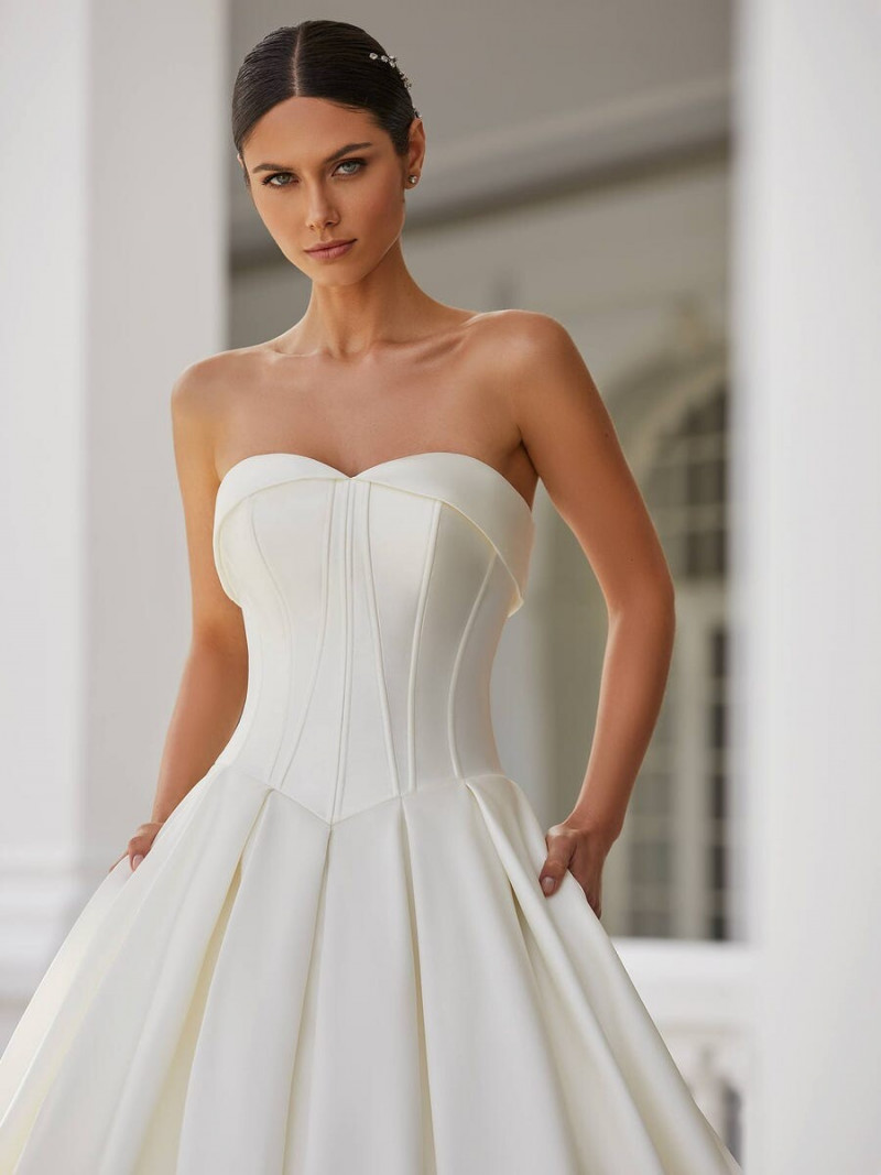 Victoria Bronova featured in  the Pronovias Première Collection II catalogue for Autumn/Winter 2020