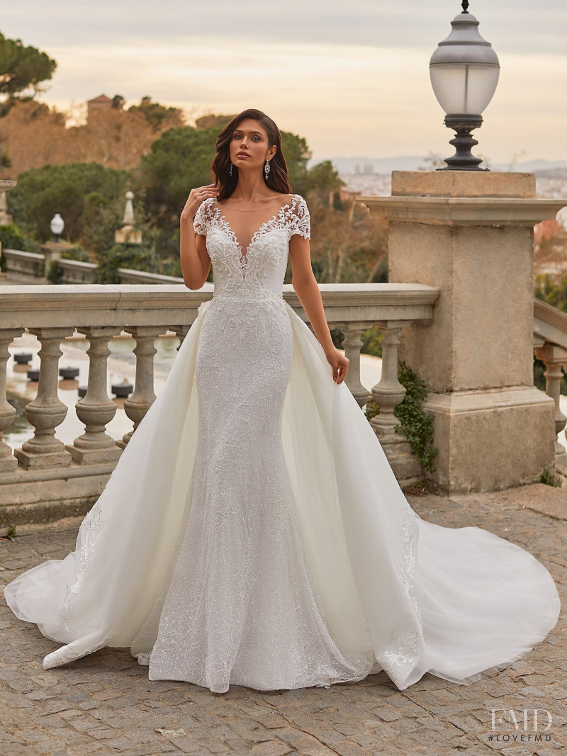 Victoria Bronova featured in  the Pronovias Première Collection II catalogue for Autumn/Winter 2020