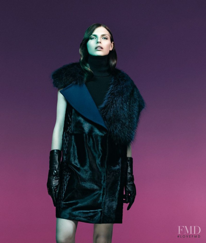 Karlina Caune featured in  the Sportmax Defilé advertisement for Autumn/Winter 2012