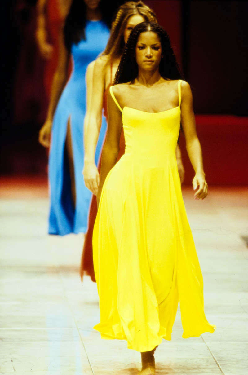 Versace fashion show for Spring/Summer 1993