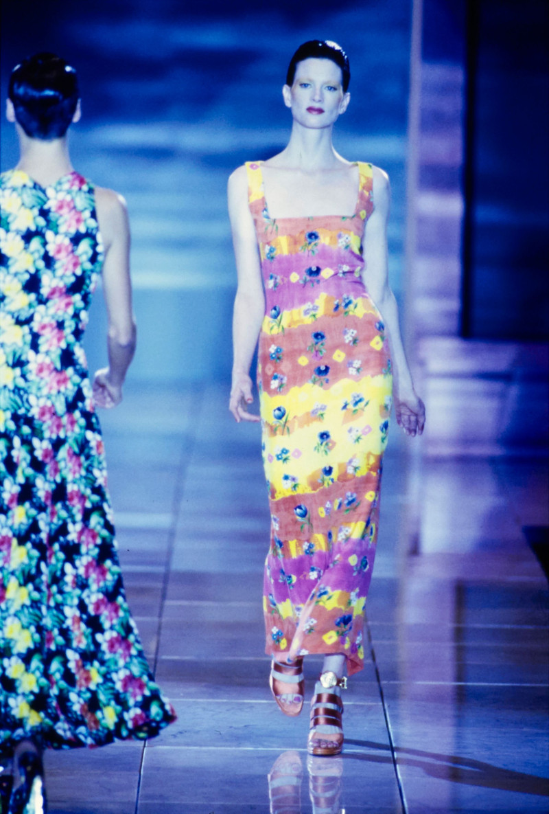 Versace fashion show for Spring/Summer 1993