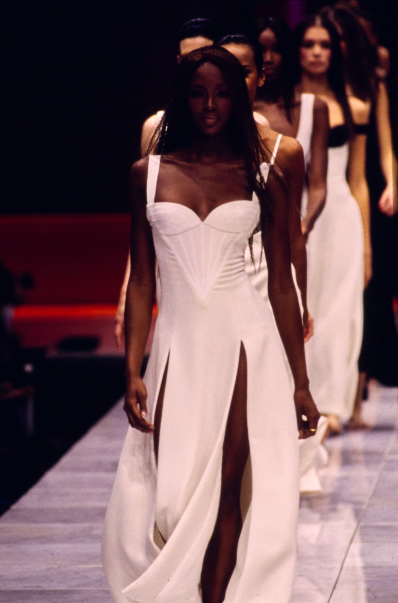 Versace fashion show for Spring/Summer 1993