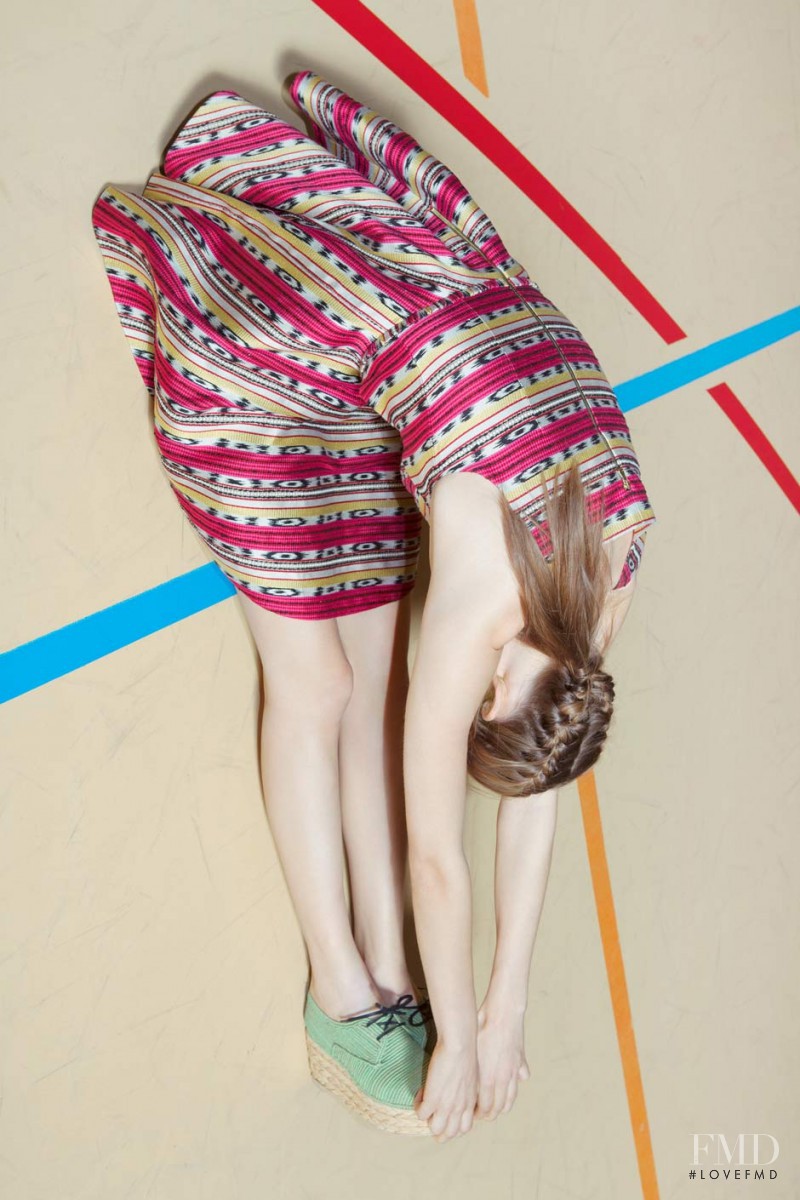 Nimuë Smit featured in  the Carven advertisement for Spring/Summer 2012