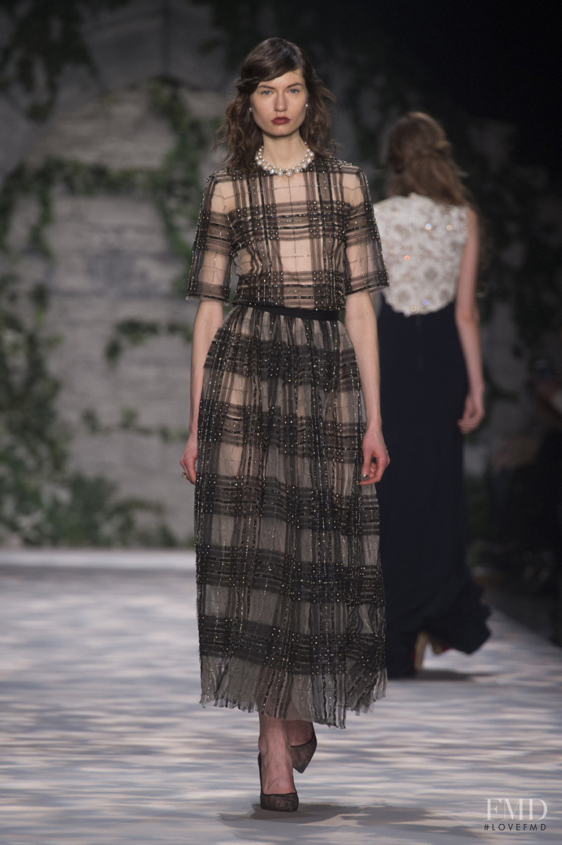 Jenny Packham fashion show for Autumn/Winter 2017