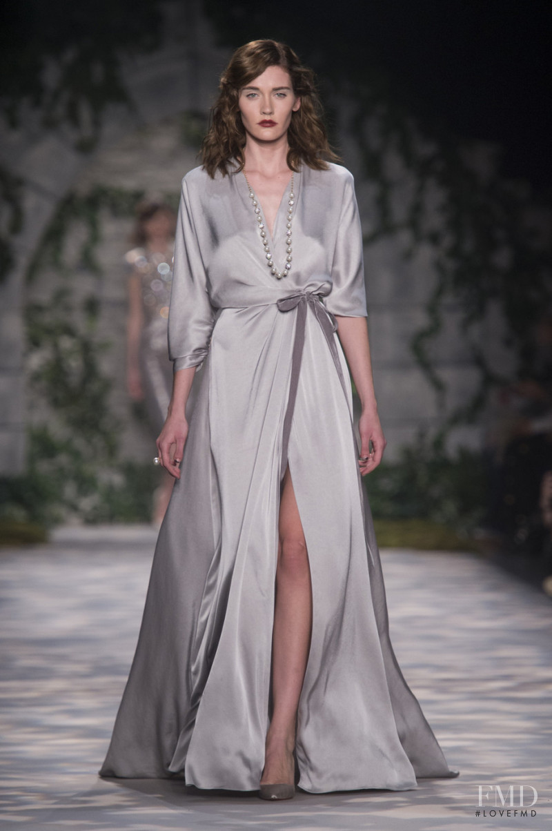 Jenny Packham fashion show for Autumn/Winter 2017