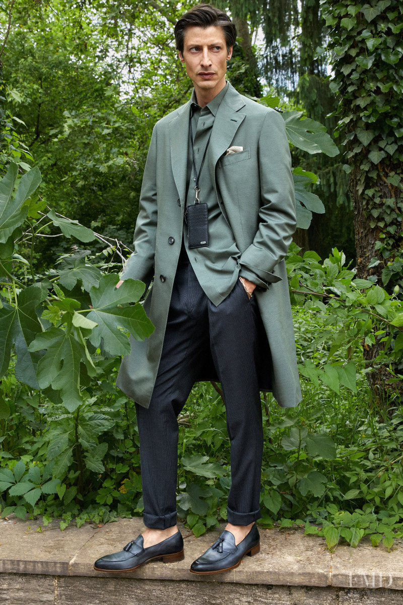 Brioni lookbook for Spring/Summer 2022