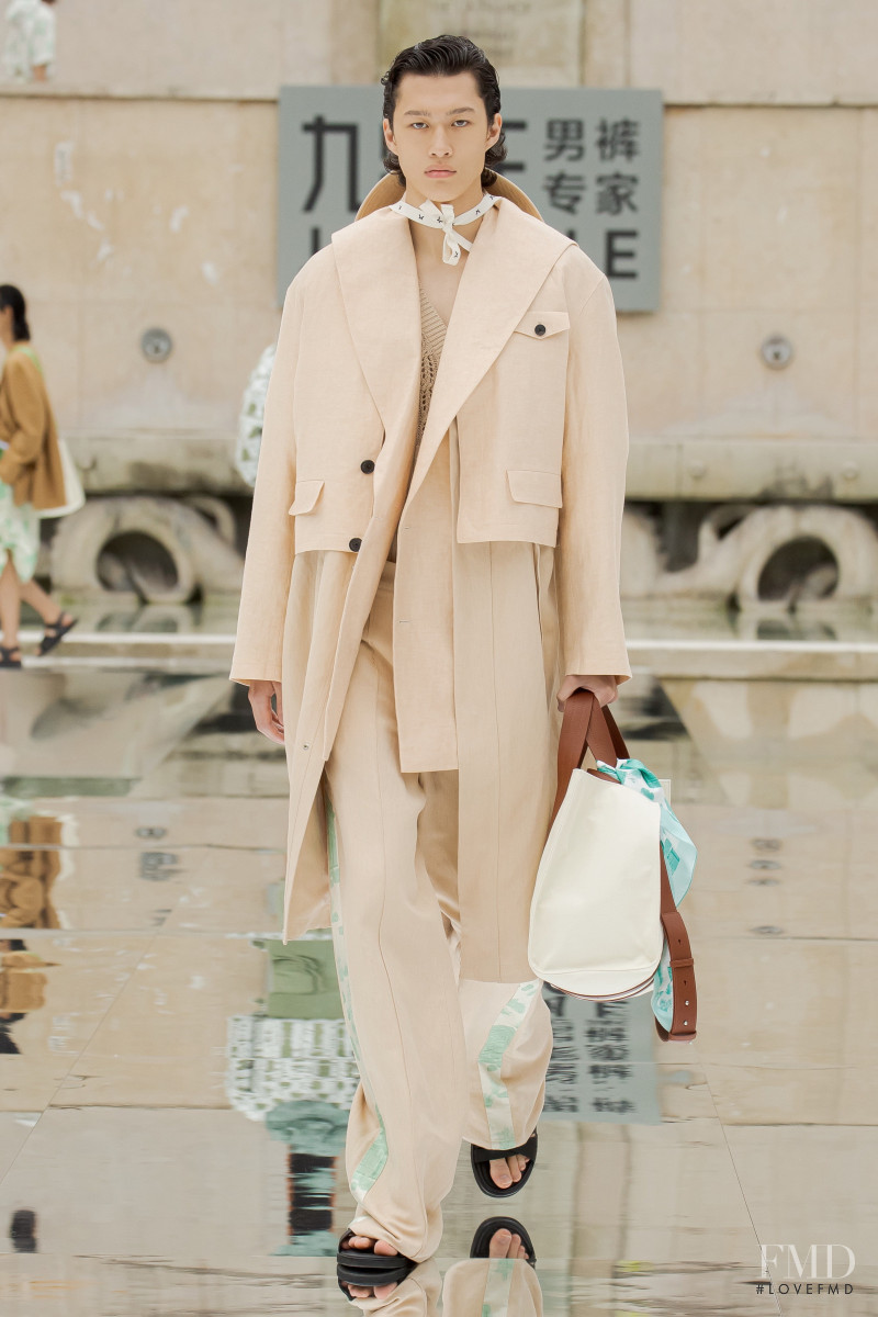 JOEONE fashion show for Spring/Summer 2022