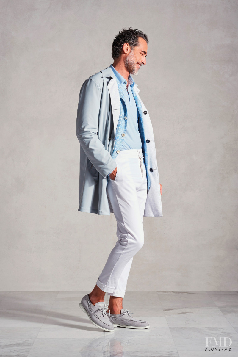 Kiton lookbook for Spring/Summer 2022