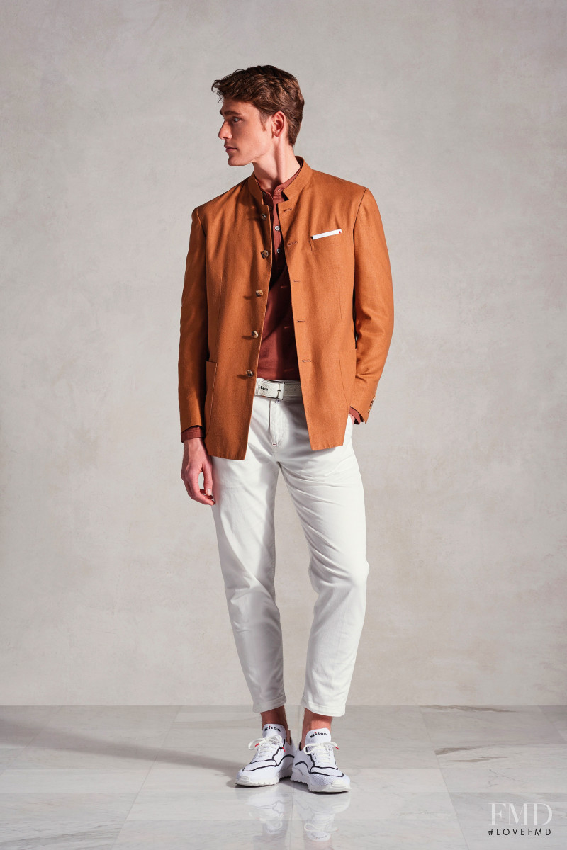 Kiton lookbook for Spring/Summer 2022