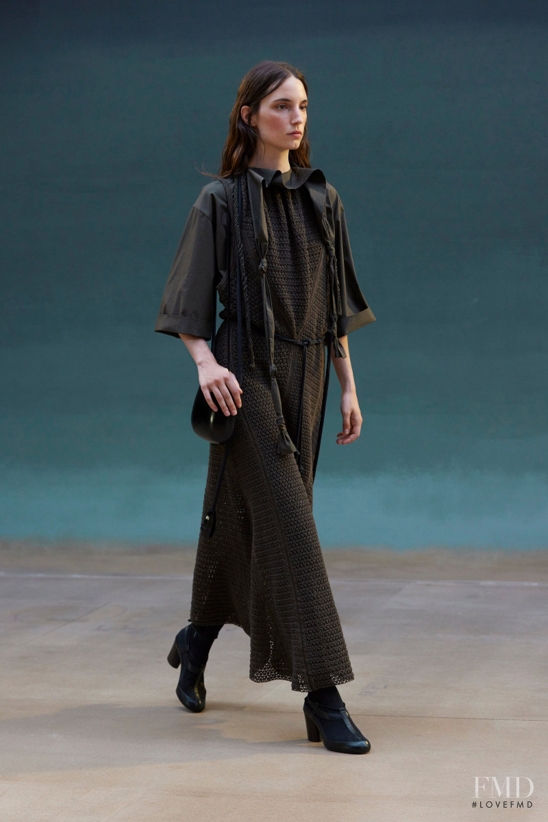 Christophe Lemaire fashion show for Spring/Summer 2022