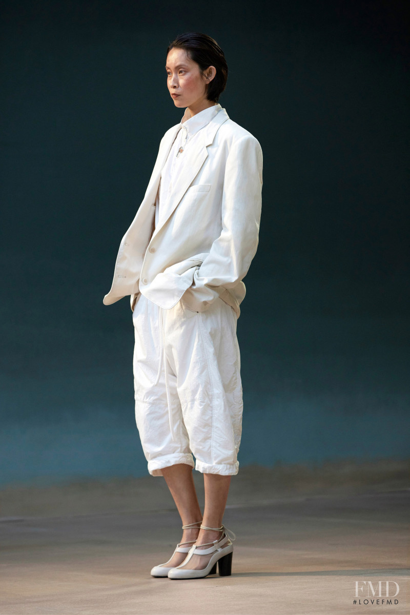 Christophe Lemaire fashion show for Spring/Summer 2022