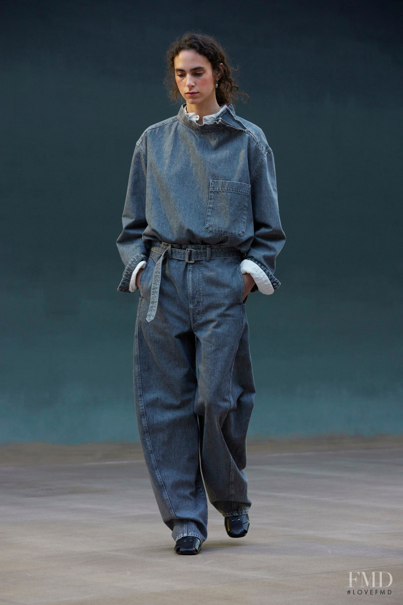 Christophe Lemaire fashion show for Spring/Summer 2022