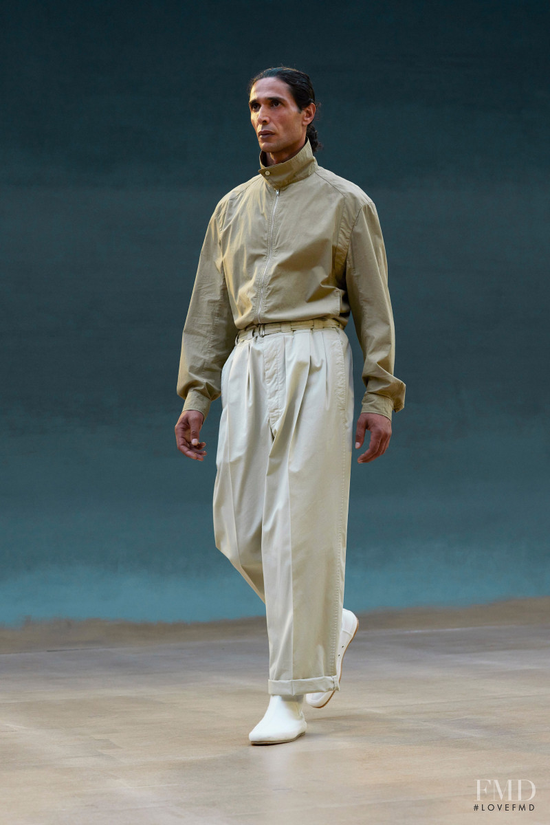Christophe Lemaire fashion show for Spring/Summer 2022