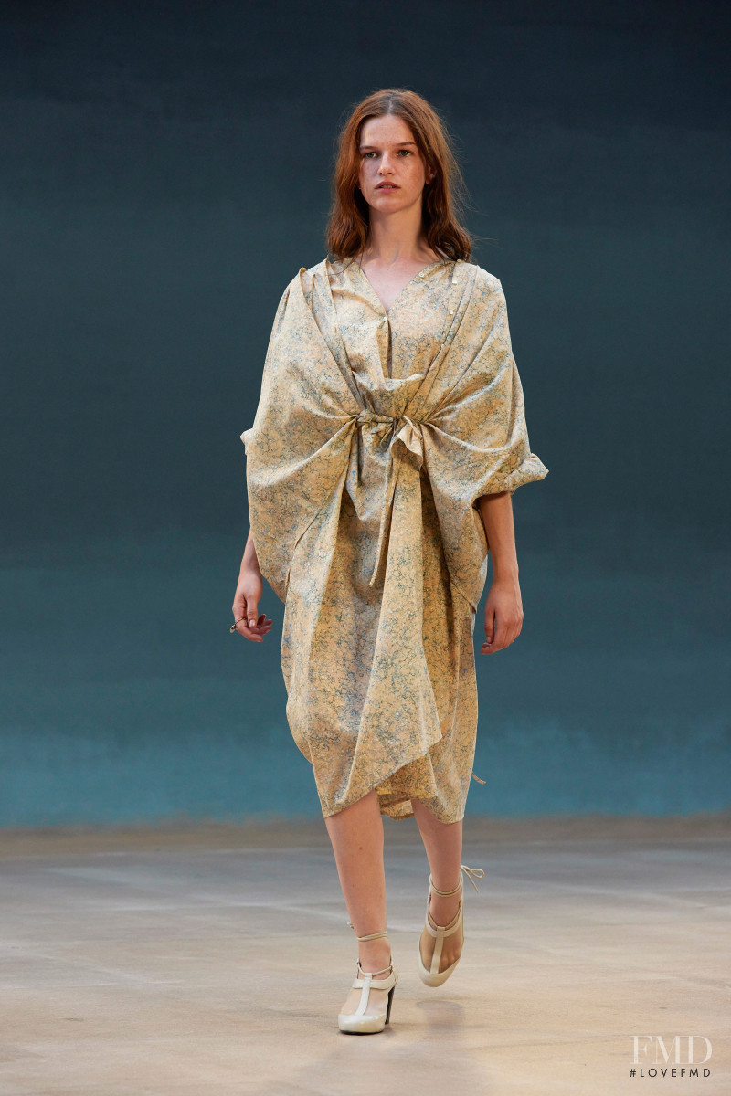 Christophe Lemaire fashion show for Spring/Summer 2022