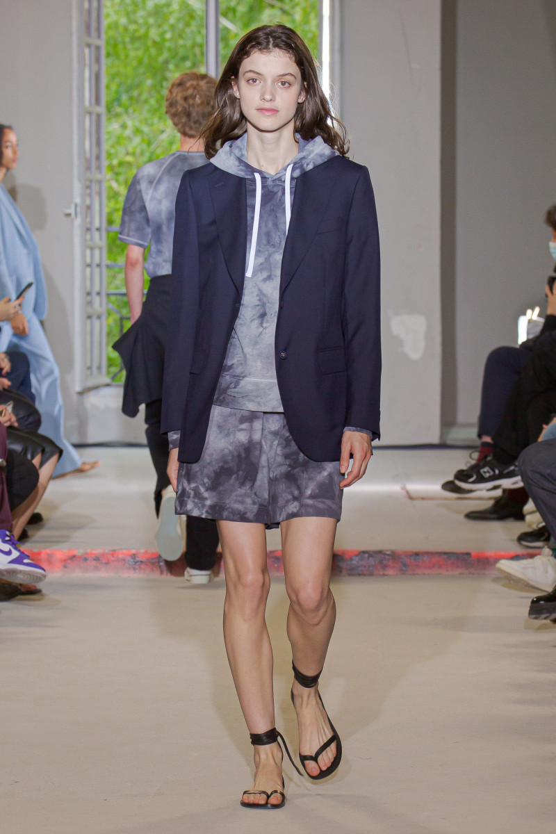 Officine Generale fashion show for Spring/Summer 2022