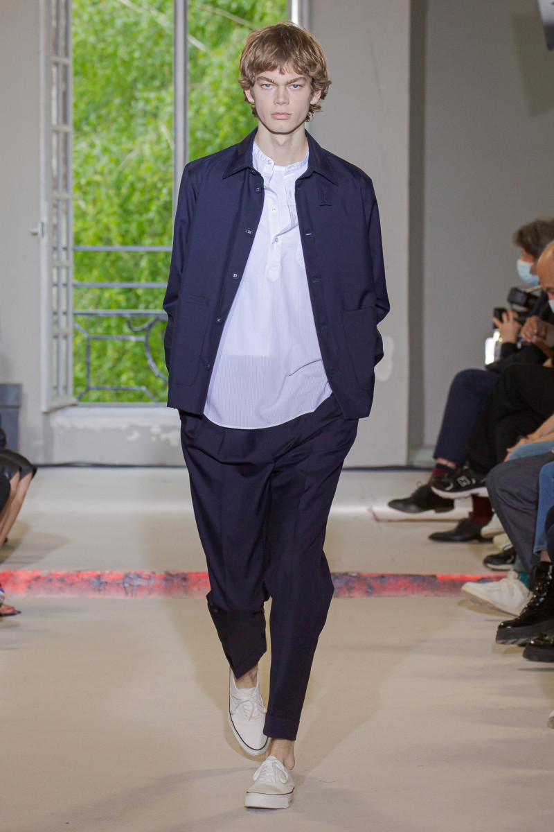 Officine Generale fashion show for Spring/Summer 2022