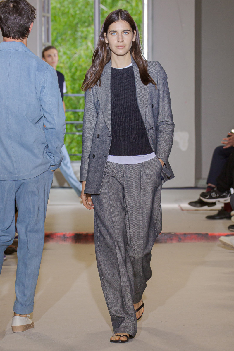 Officine Generale fashion show for Spring/Summer 2022