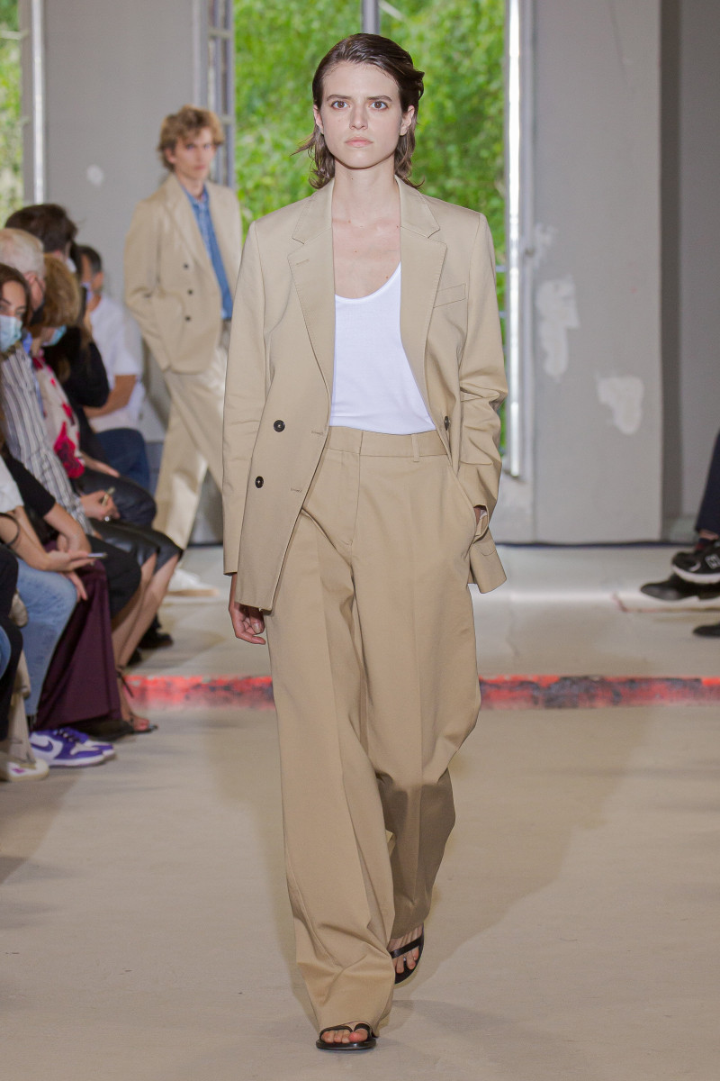 Officine Generale fashion show for Spring/Summer 2022