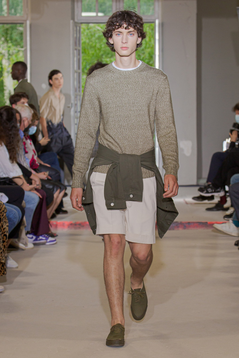 Officine Generale fashion show for Spring/Summer 2022