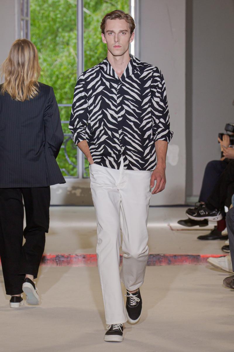 Officine Generale fashion show for Spring/Summer 2022