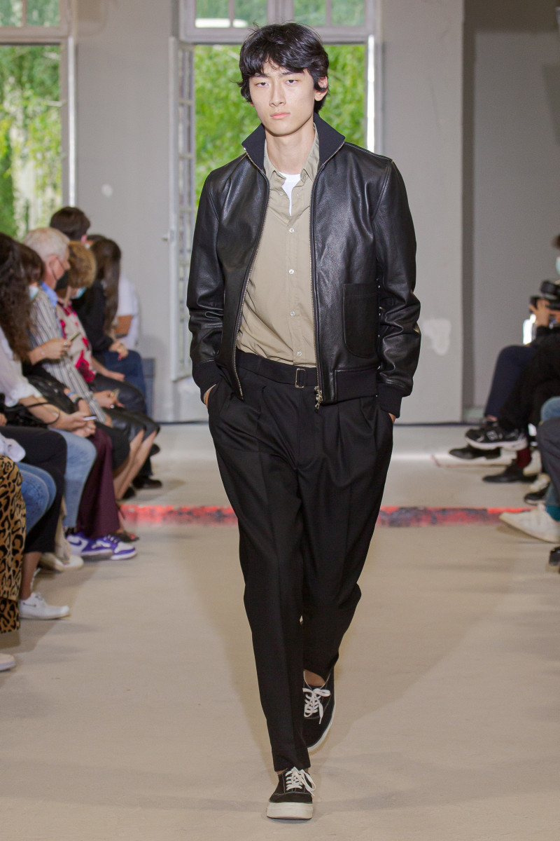 Officine Generale fashion show for Spring/Summer 2022