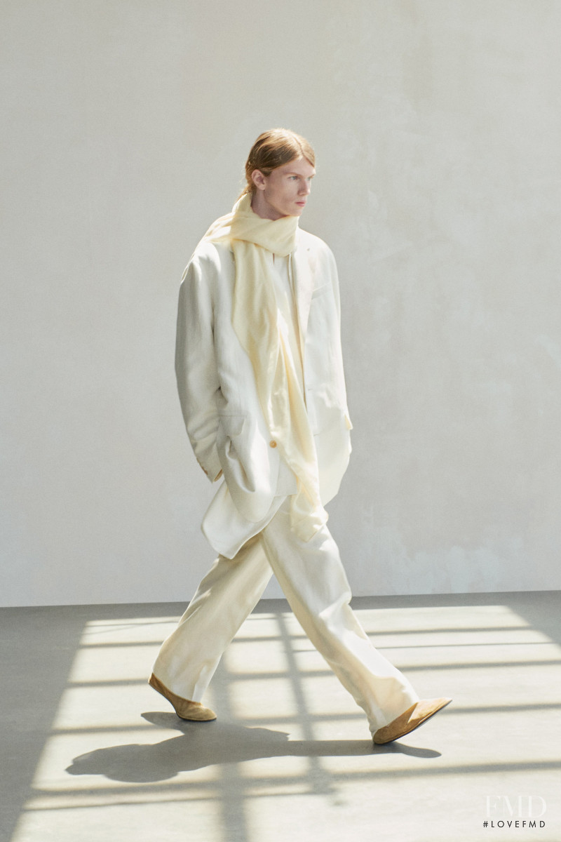 The Row lookbook for Spring/Summer 2022