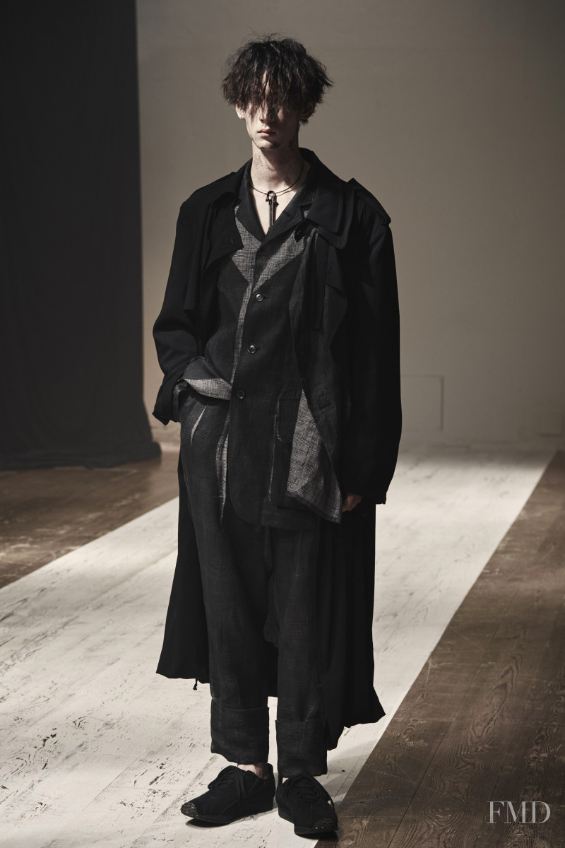 Yohji Yamamoto lookbook for Spring/Summer 2022