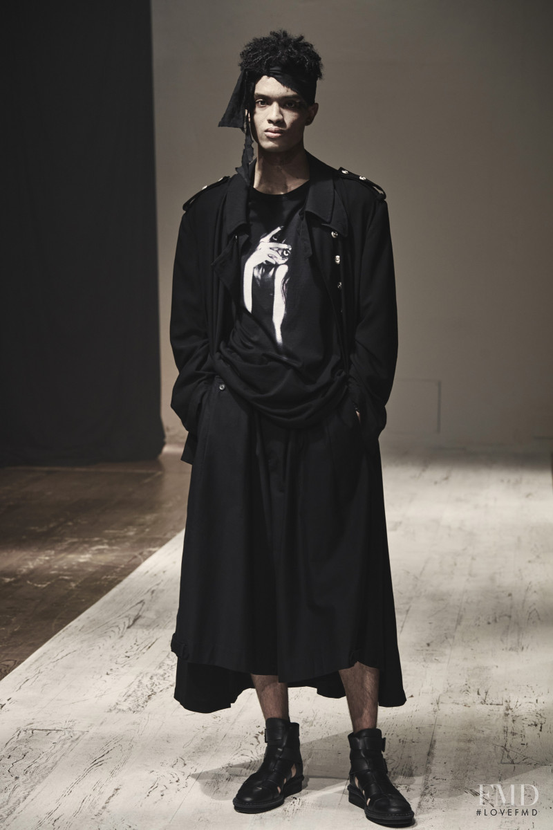 Yohji Yamamoto lookbook for Spring/Summer 2022