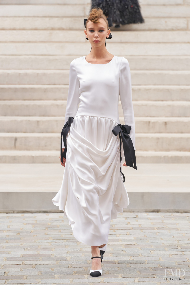 Moira Berntz featured in  the Chanel Haute Couture fashion show for Autumn/Winter 2021